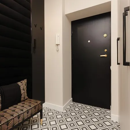 Lux Blue Moon Center Foksal By Renters Prestige Warszawa