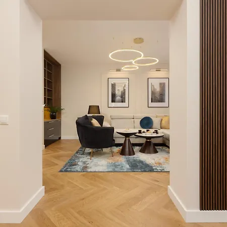 Lux Blue Moon Center Foksal By Renters Prestige *