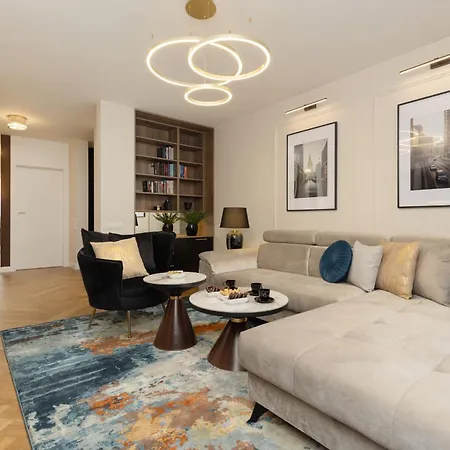 Lux Blue Moon Center Foksal By Renters Prestige *