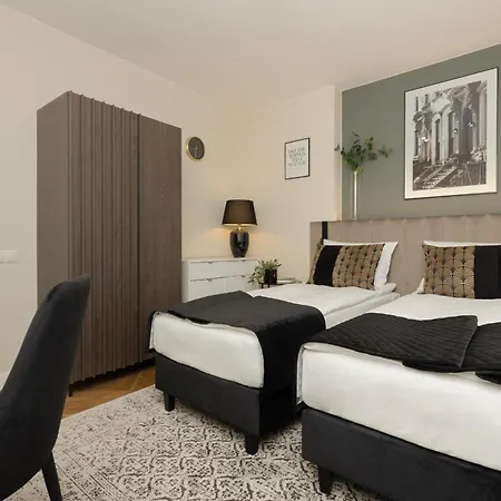 Lux Blue Moon Center Foksal By Renters Prestige * Warschau