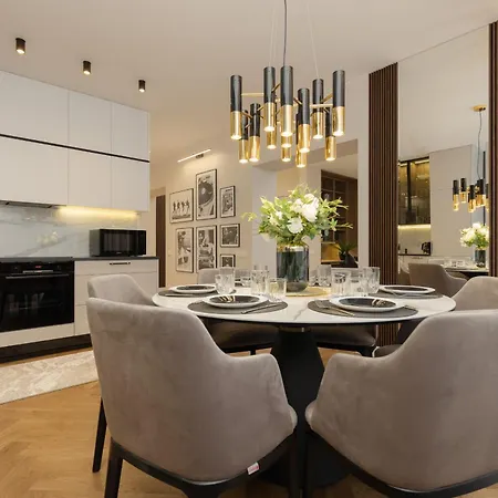 Apartment Lux Blue Moon Center Foksal By Renters Prestige